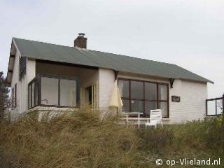 Panorama, Beach finds on Vlieland